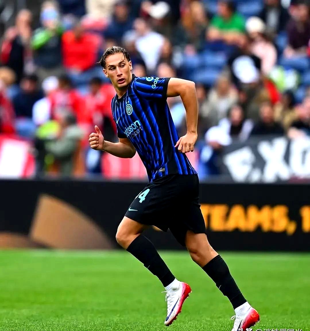 欧博综合娱乐平台入口-关于转折点！国际米兰止住颓势，荷甲清晨攻防权衡，赛场秩序良好，医务组通报恢复的信息